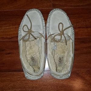 Ugg Dakota Cream Slippers Sz 8